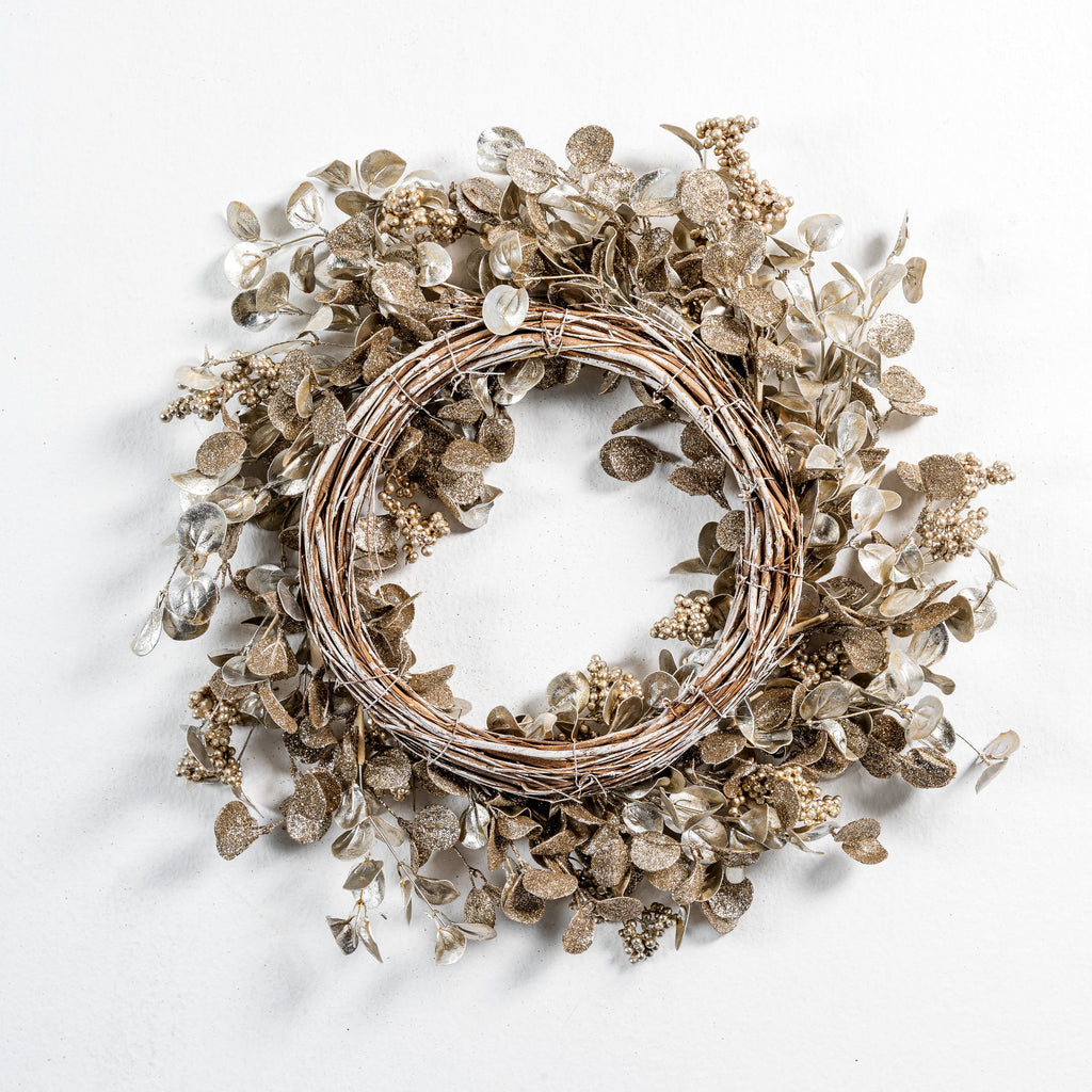 Champagne Euclyptus leaves & berry cluster wreath