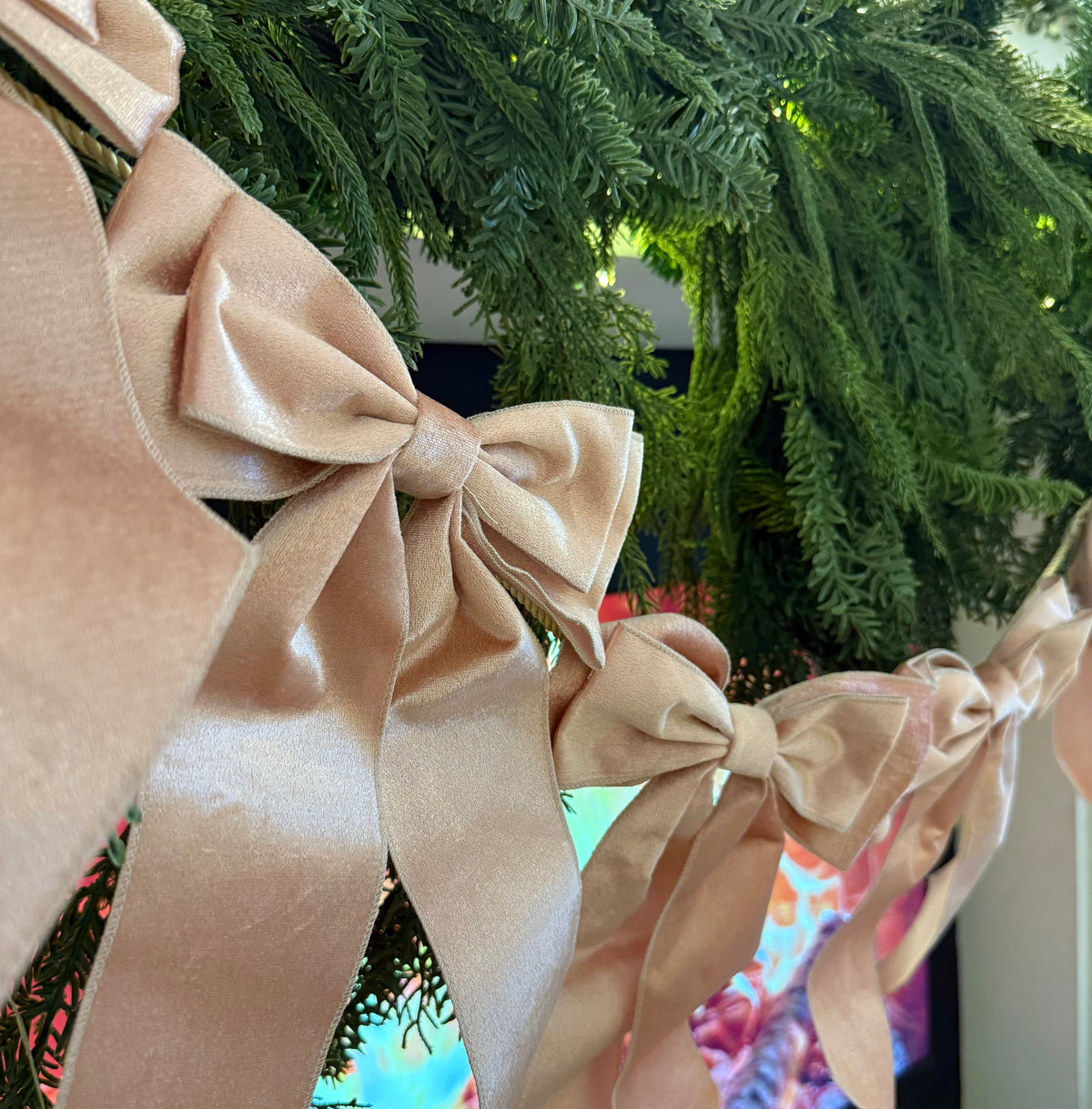 Bow Garland