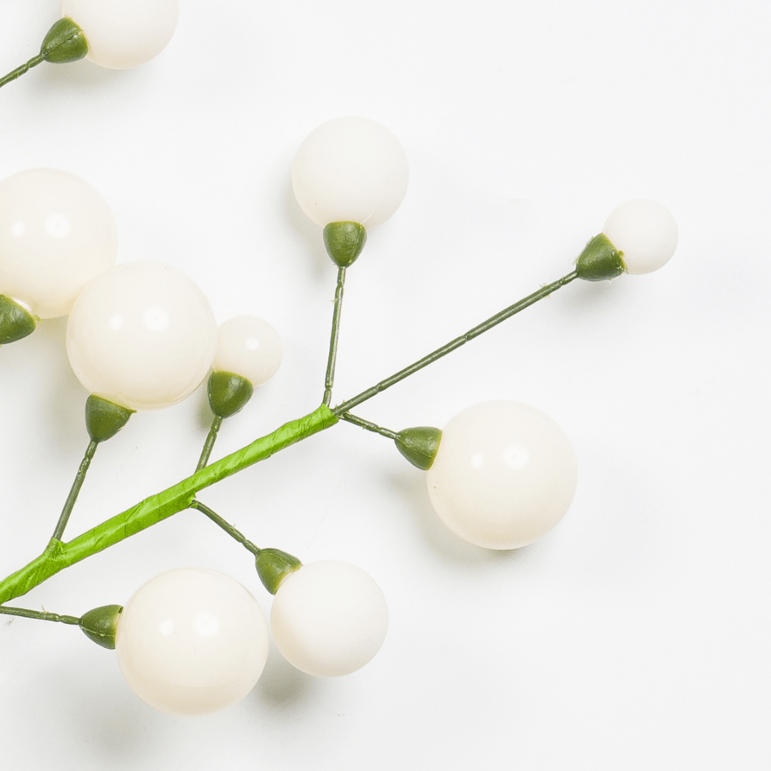 Cream Shiny & Matte Ball Spray Pick 27"