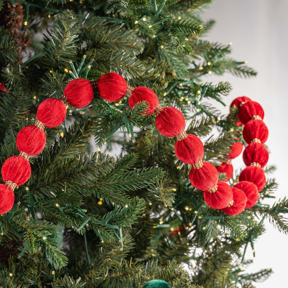 Velvet And Crystal Lace Ball Garland